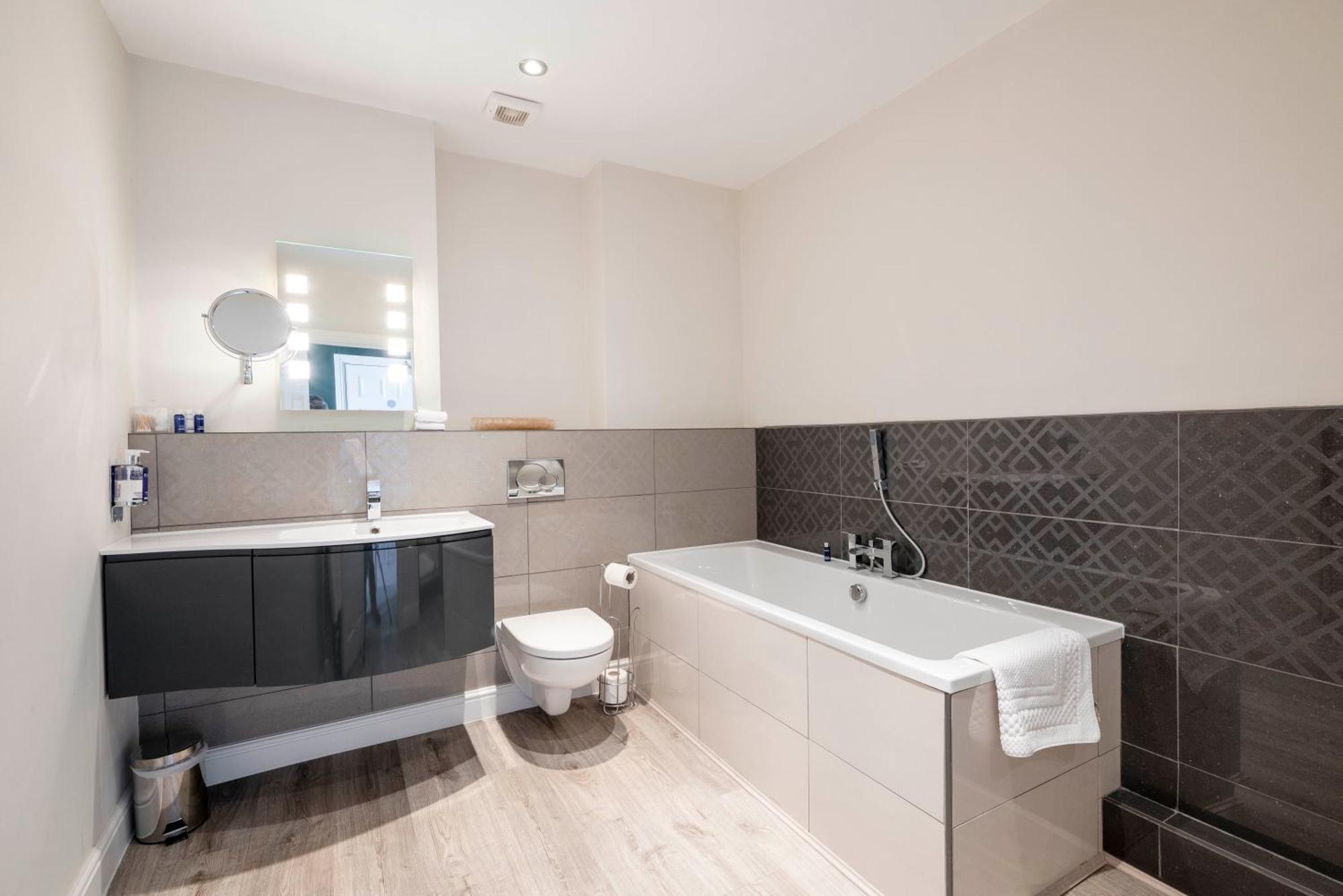 Fishmore Hall Hotel And Boutique Spa ラドロー エクステリア 写真