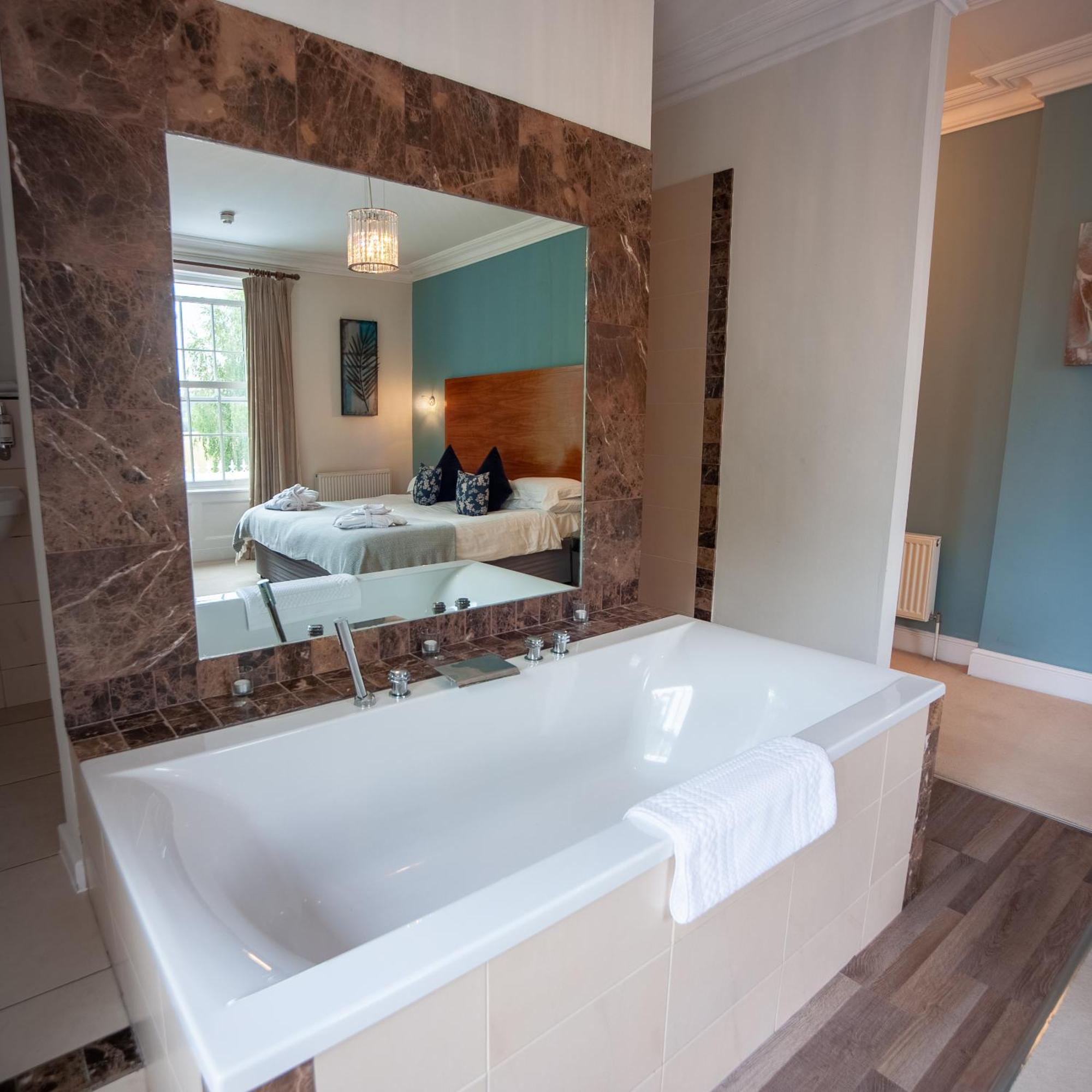 Fishmore Hall Hotel And Boutique Spa ラドロー エクステリア 写真